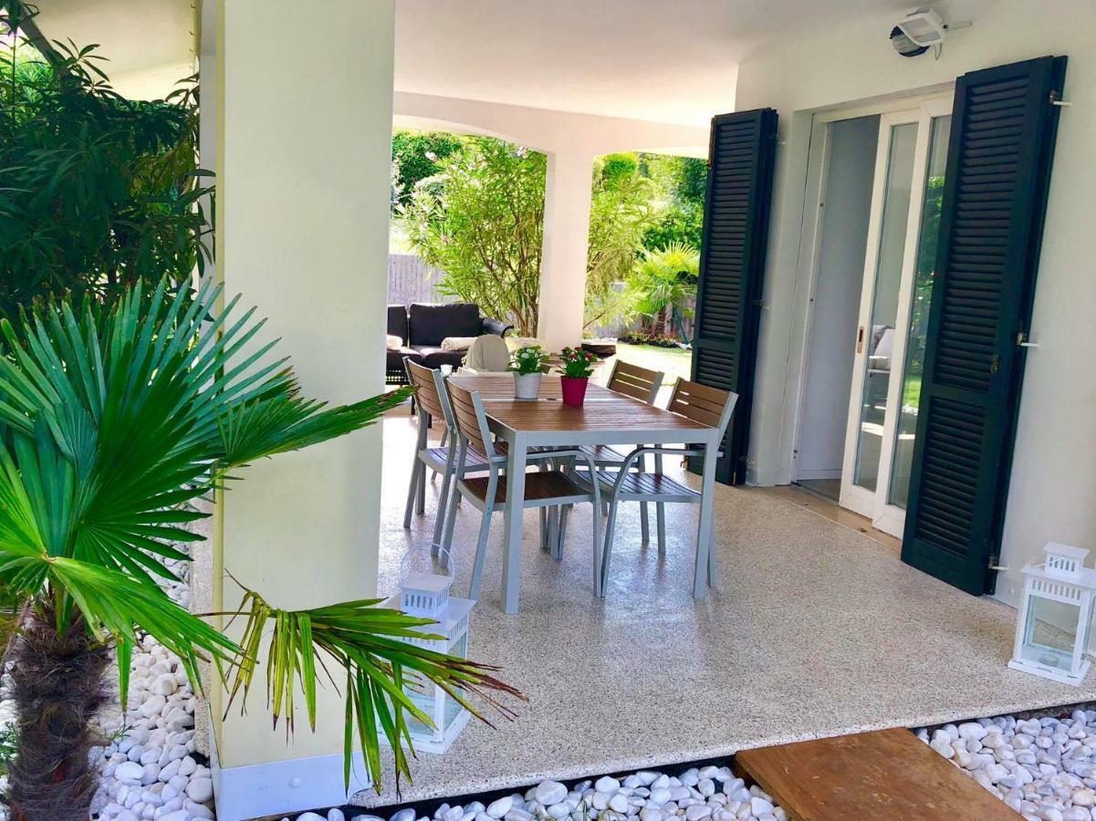 Italia Living Villa Паденге сул Гарда Екстериор снимка